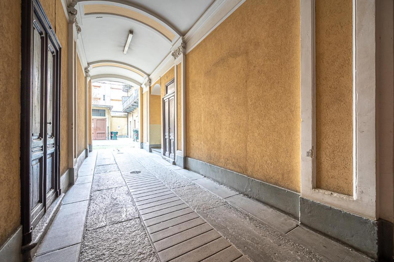 Stop&Go In Porta Susa Turin Exterior photo